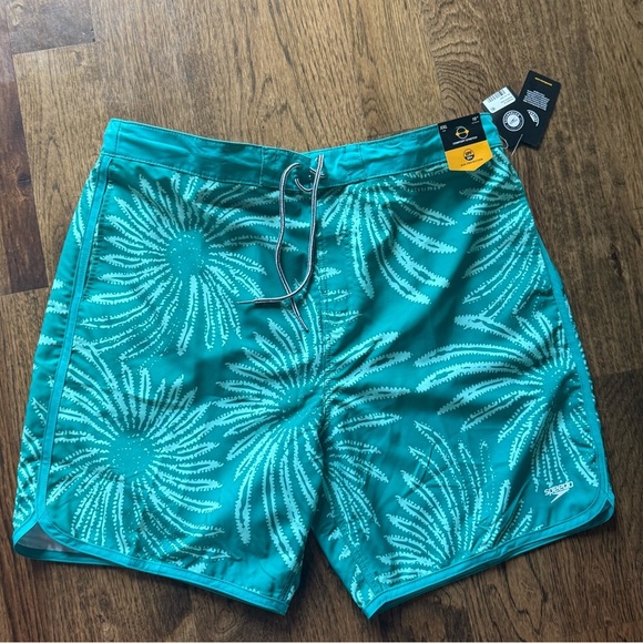 Speedo Men's 7" Floral Print E-board Shorts - Green Xxl - Picture 2 of 10